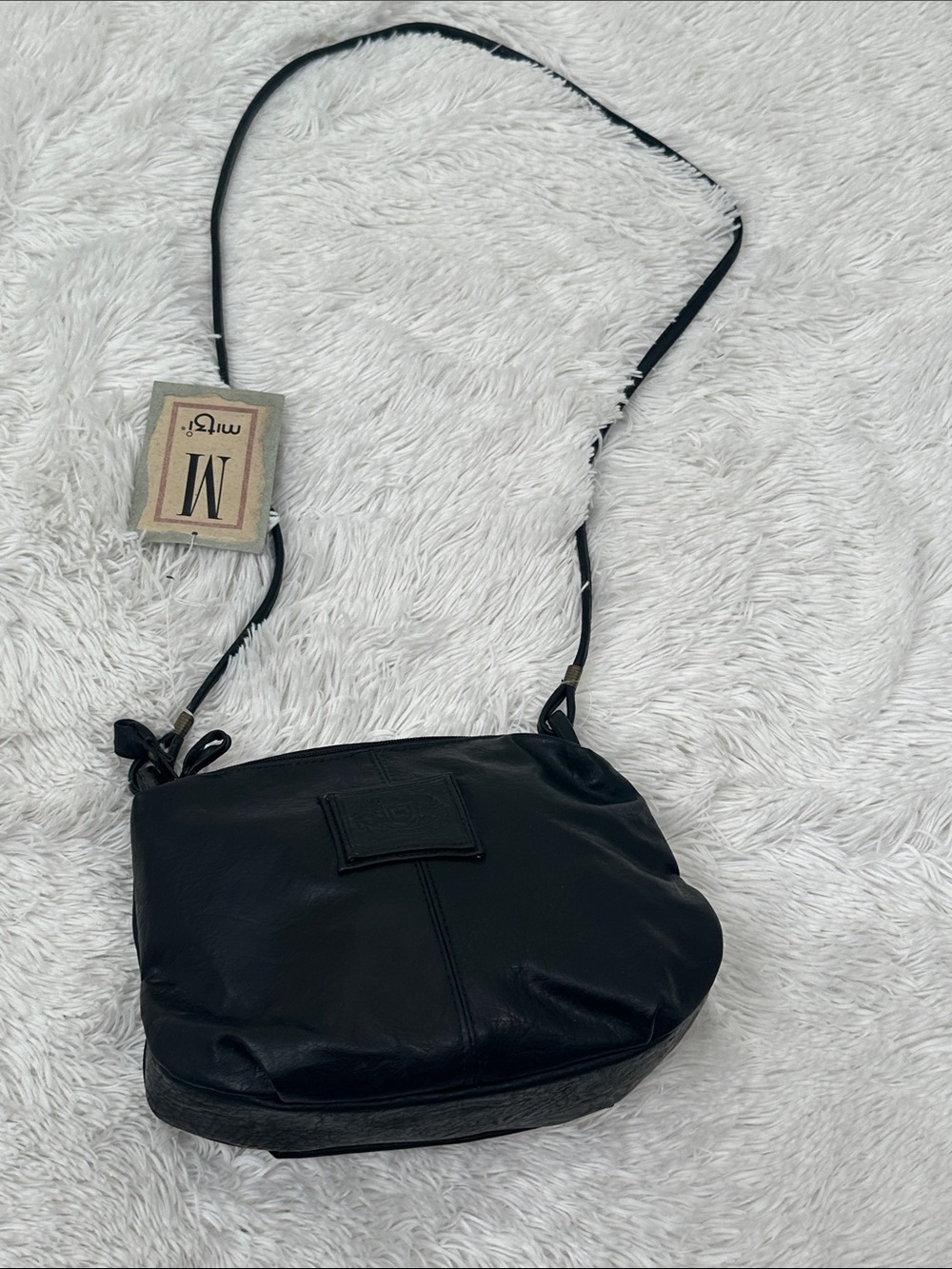 🥕 NWT Mitzi Genuine Leather Crossbody Bag